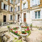 Lovely Apartment Palace Of Versailles