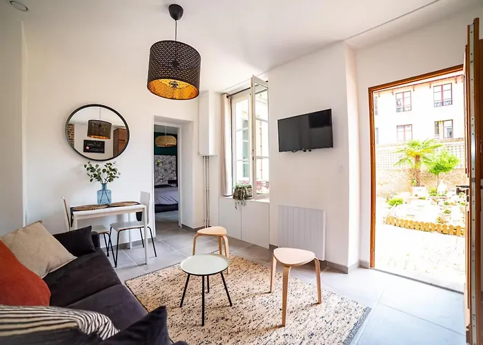 Lovely Apartment Palace Of Versailles